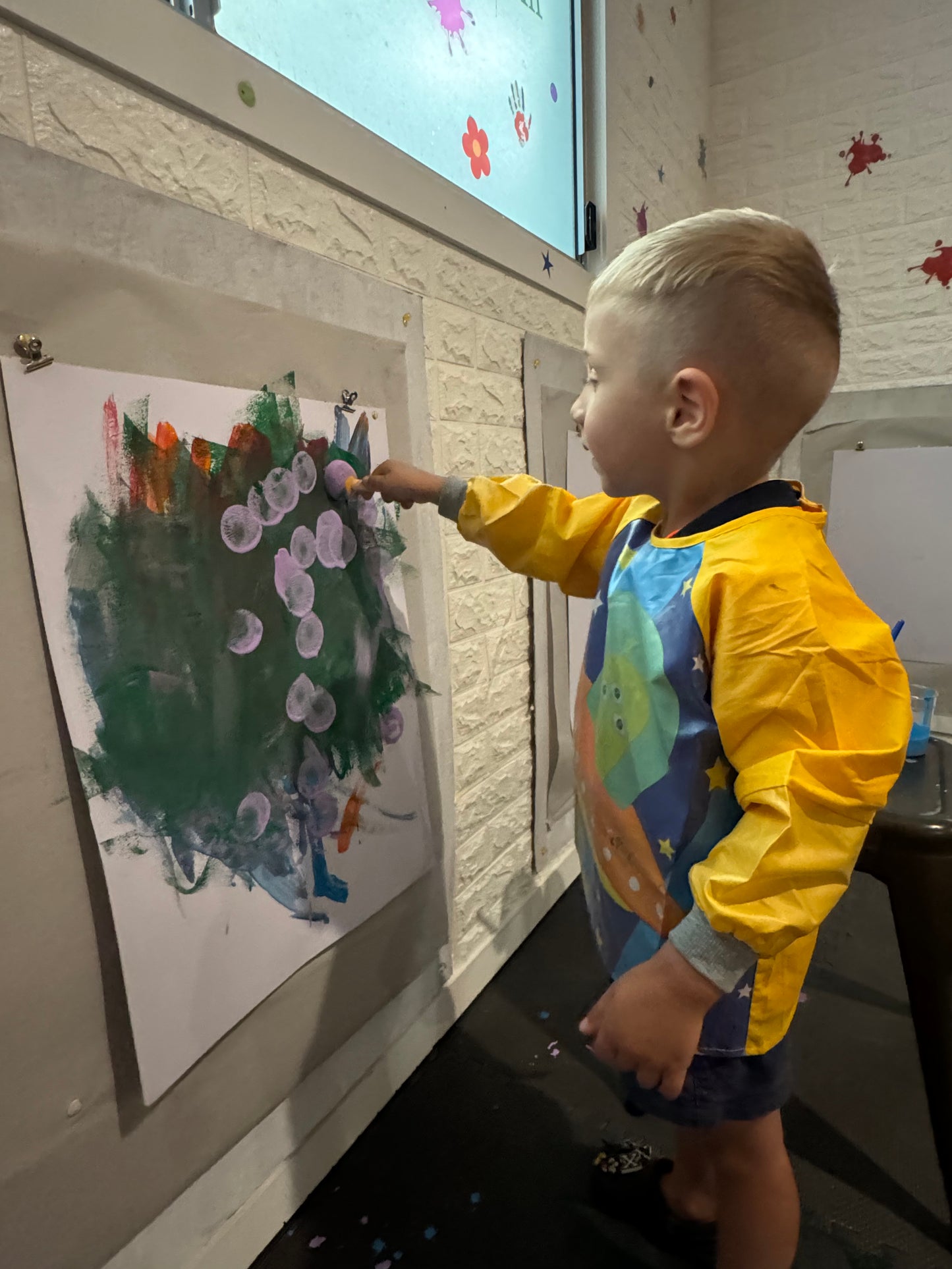 BUBBLY TOTS PAINT ROOM